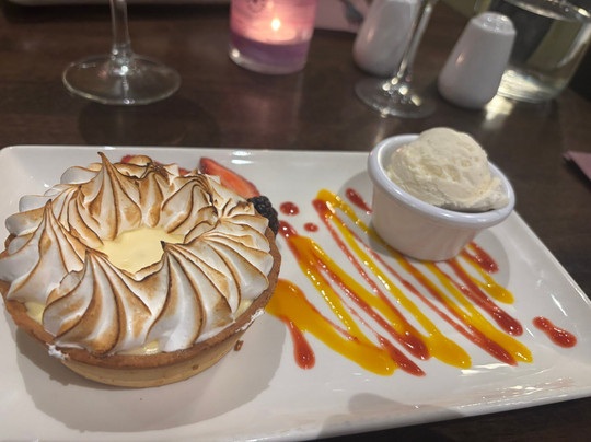 经典英国阿尔马城市酒店主图