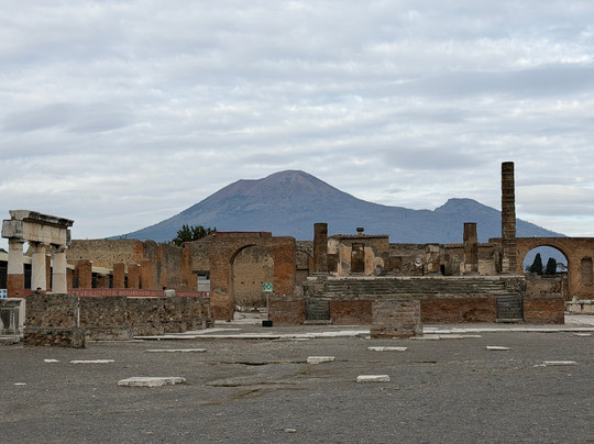 WorldTours-那不勒斯必去景点