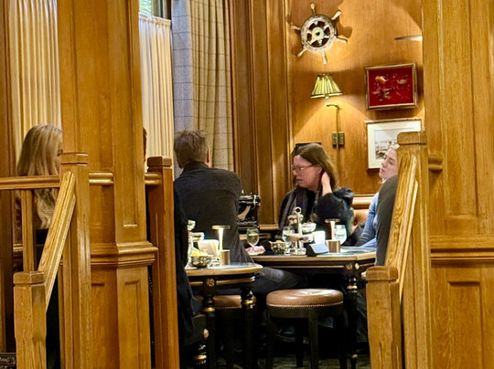 海明威酒吧-巴黎必去景点