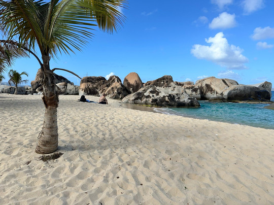 Spring Bay-维京果岛必去景点
