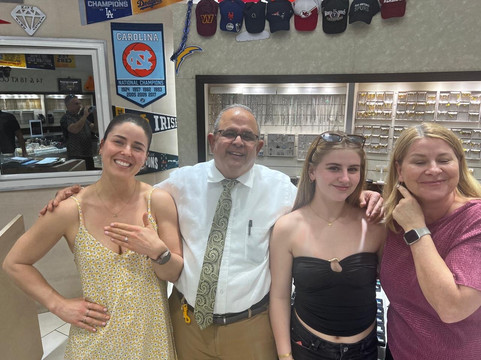 Kay's Fine Jewelry-菲利普斯堡必去景点