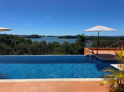 博卡奇卡湾生态小屋酒店主图