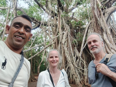 Travel With Manju-阿努拉德普勒圣城必去景点