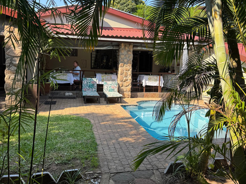 赫里塔奇之家酒店主图