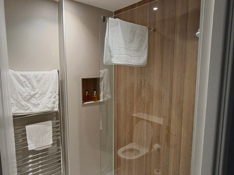 南霍隆阿姆斯酒店主图