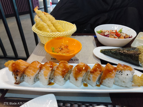 Albissola Marina Leaf