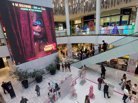 Cenco Costanera-圣地亚哥必去景点