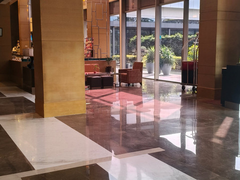 拉普萨亚吉酒店主图