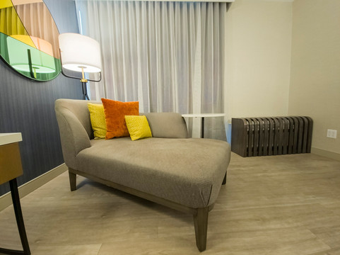 瑞玛达酒店主图