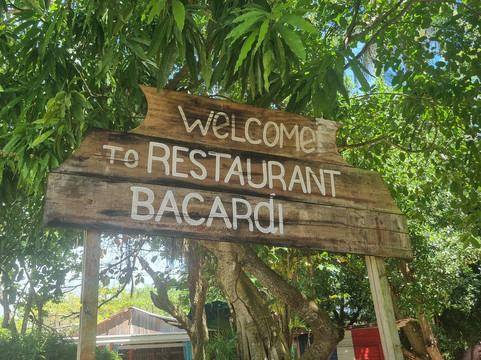 Moto Marina Tours-Santa Barbara de Samana必去景点