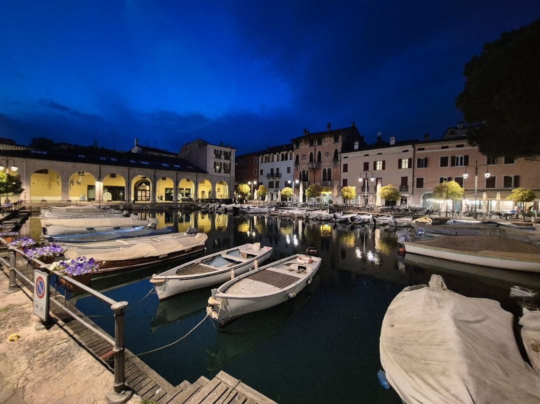 Lungolago Di Desenzano Del Garda-代森扎诺-德尔加达必去景点