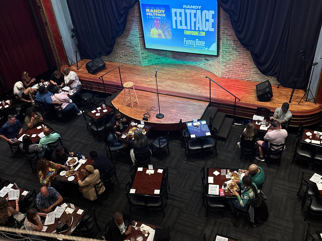 Funny Bone Comedy Club & Restaurant-里士满必去景点