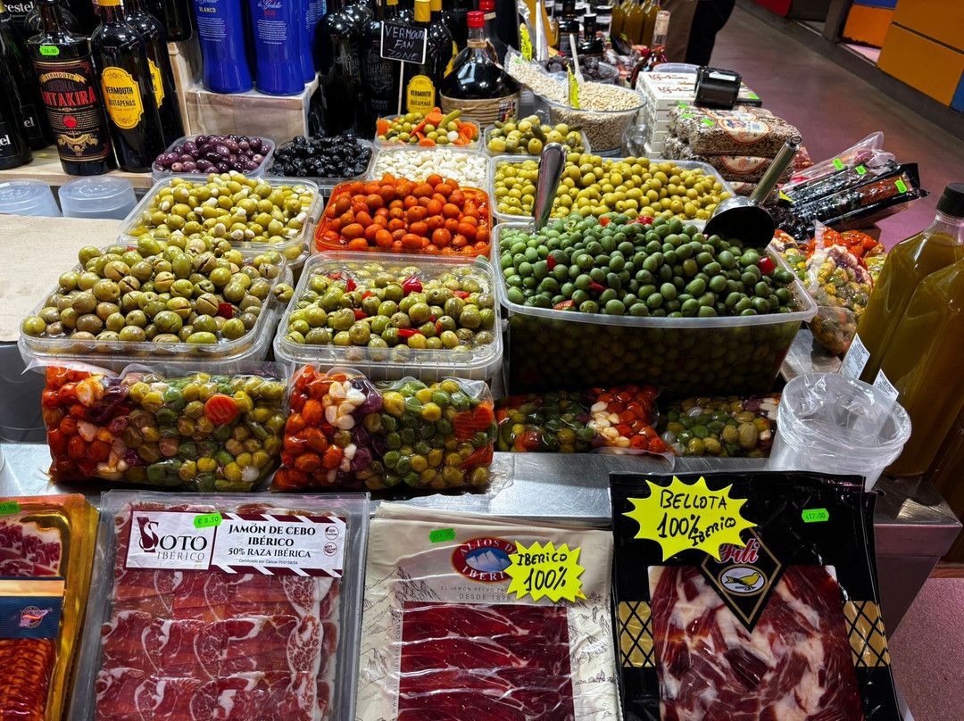 阿塔拉萨纳斯中心集市-马拉加必去景点