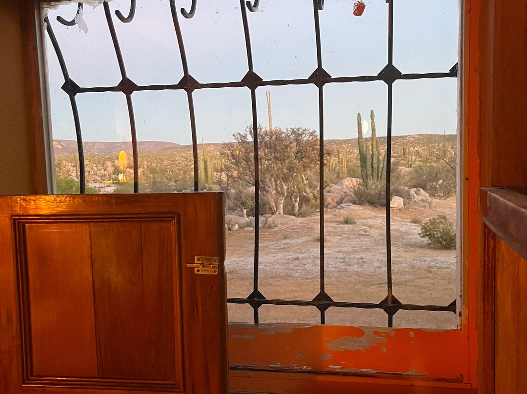 卡塔维纳米申酒店主图