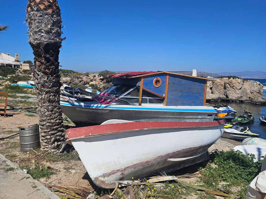 塔巴尔卡岛-圣波拉必去景点