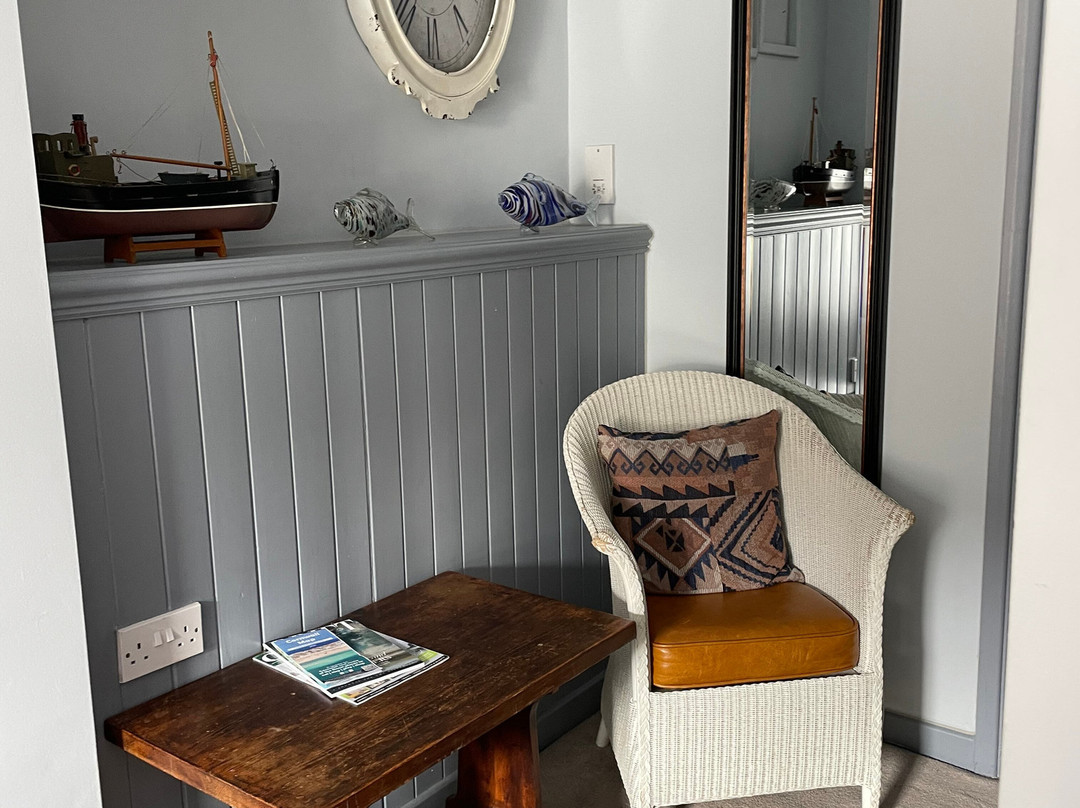 加弗恩港酒店主图