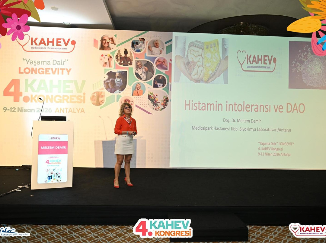 皇家假日宫酒店主图