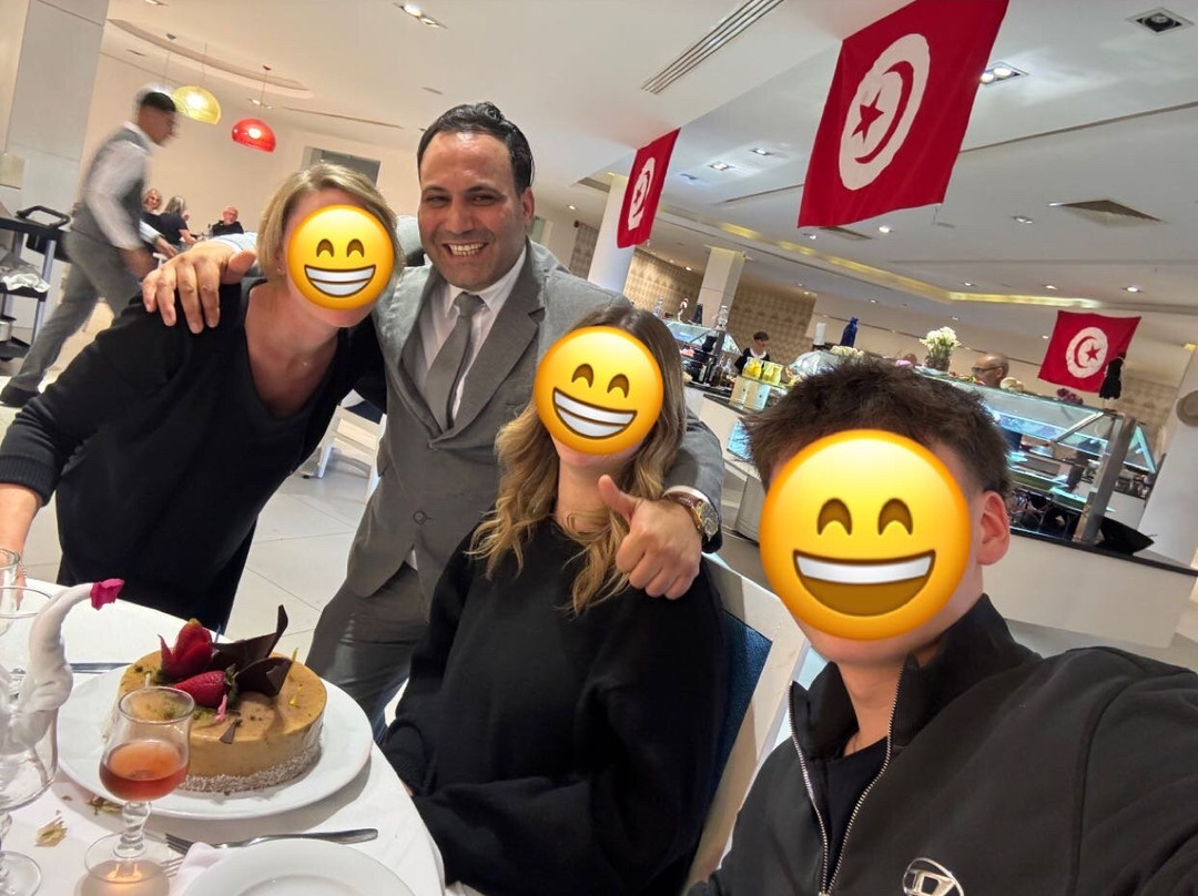 杰尔巴广场海水浴 SPA 酒店主图