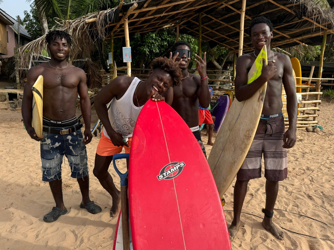 West Coast Surf Ghana-Busua必去景点