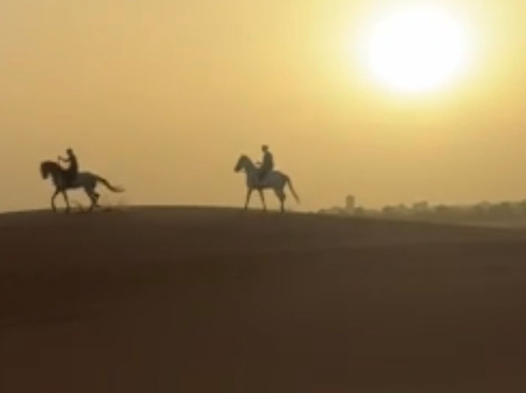 Merzouga Horse Riding-Hassilabied必去景点