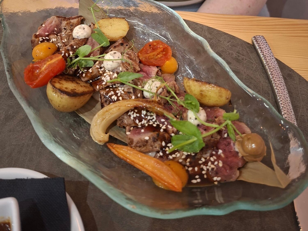 Zenzero Gastro Restaurant Cocktail Bar