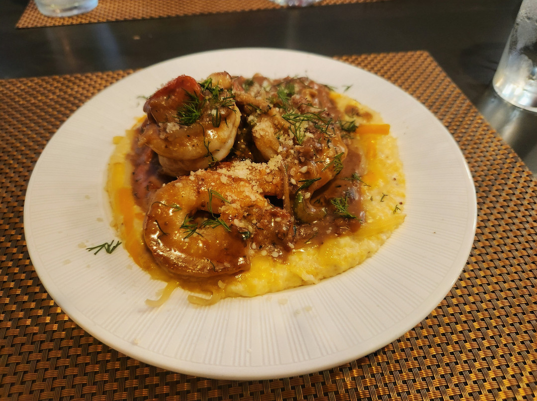Voyce Bistro