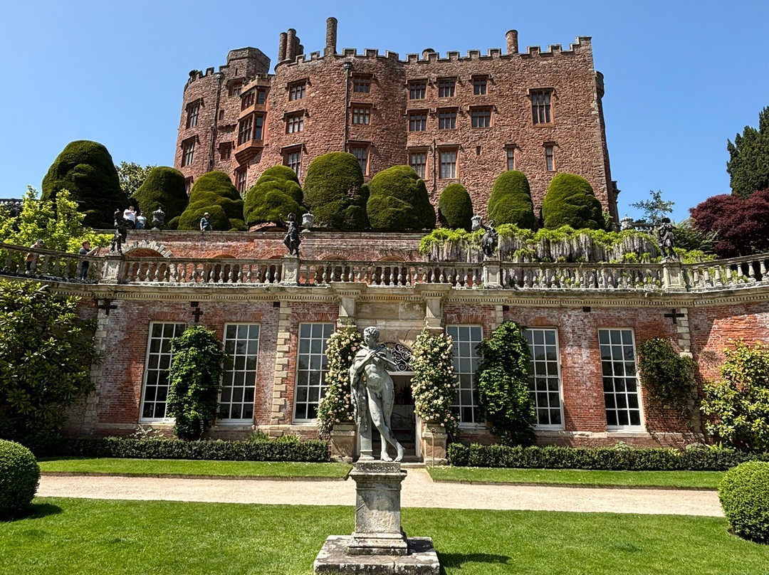Powis Castle and Garden-Welshpool必去景点