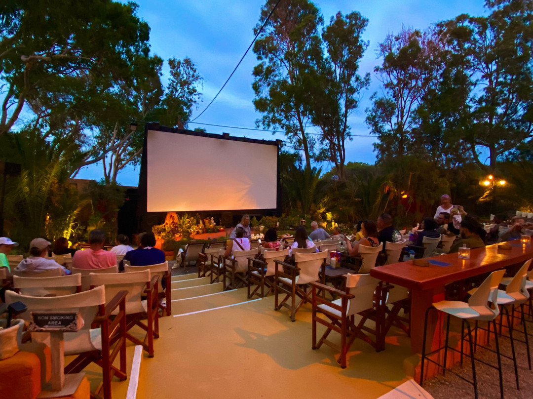 Open Air Cinema Kamari-卡马里必去景点
