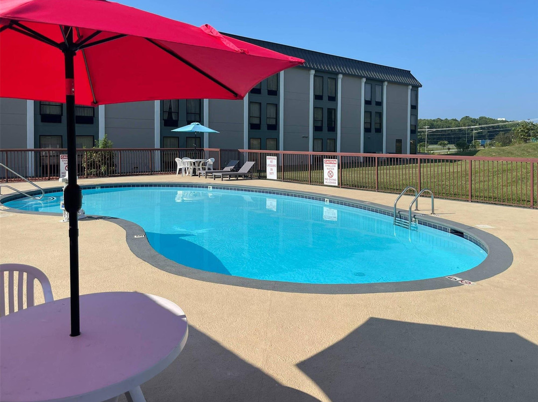 Linwood酒店住宿-Quality Inn & Suites