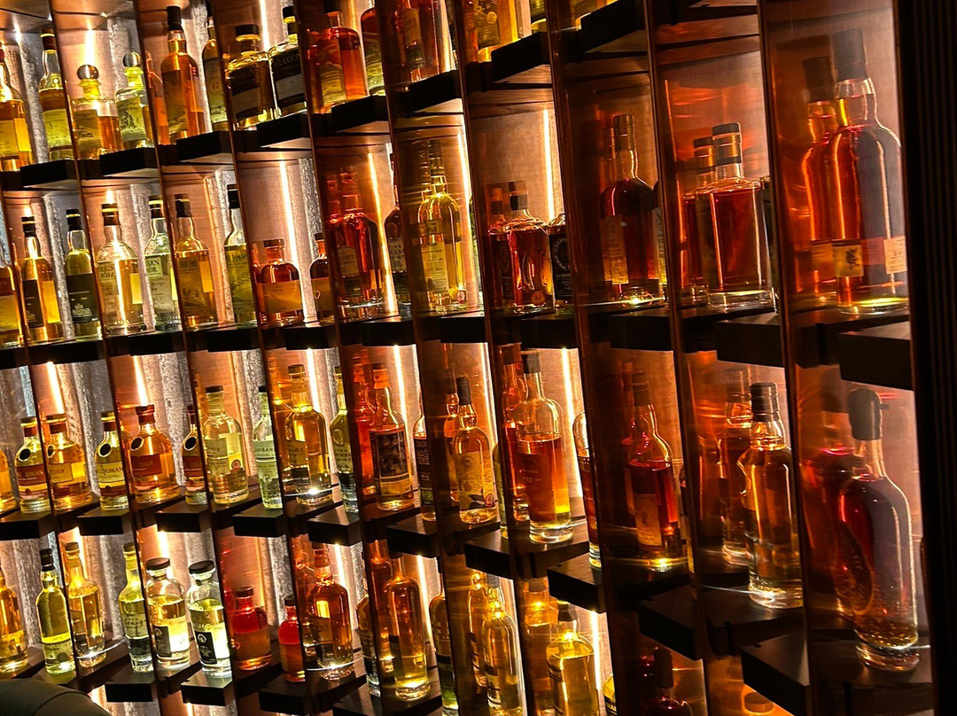 道尔豪斯城堡水疗酒店主图