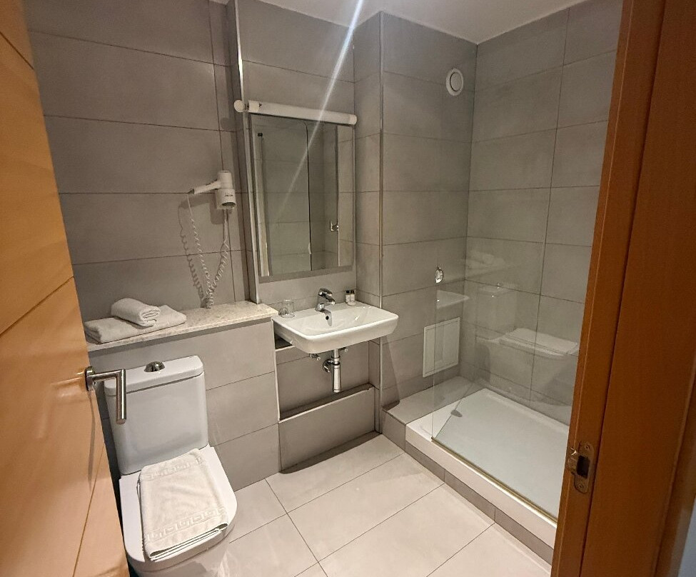 Jardy Hotel & Suites主图