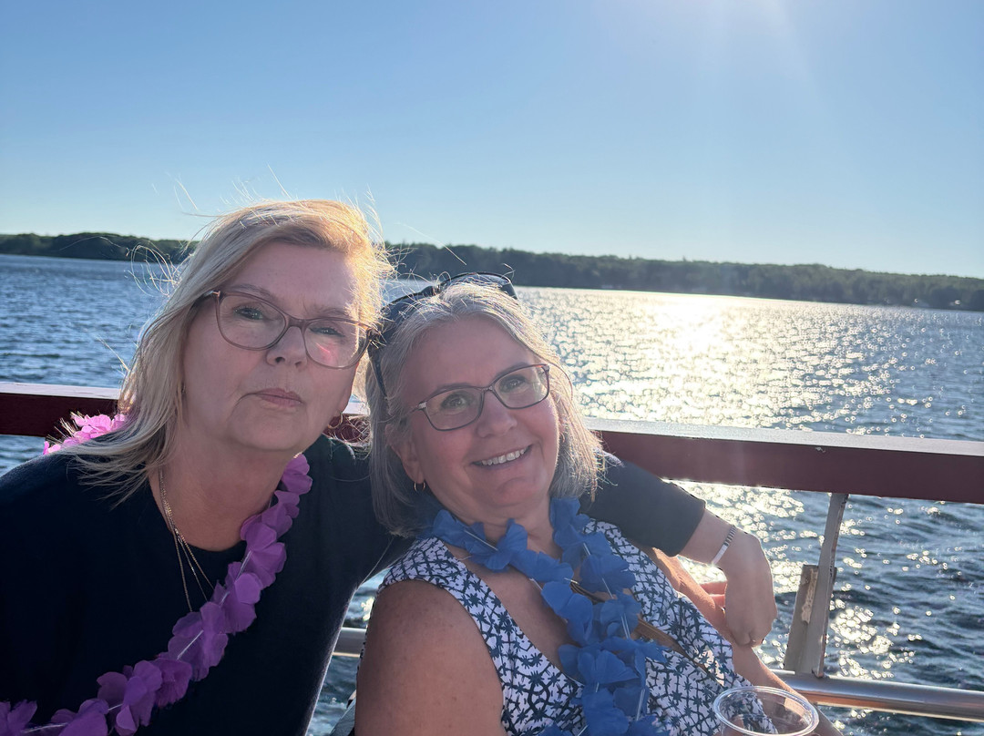 Dylan Lock Sunset Cruise & Concert-Penetanguishene必去景点