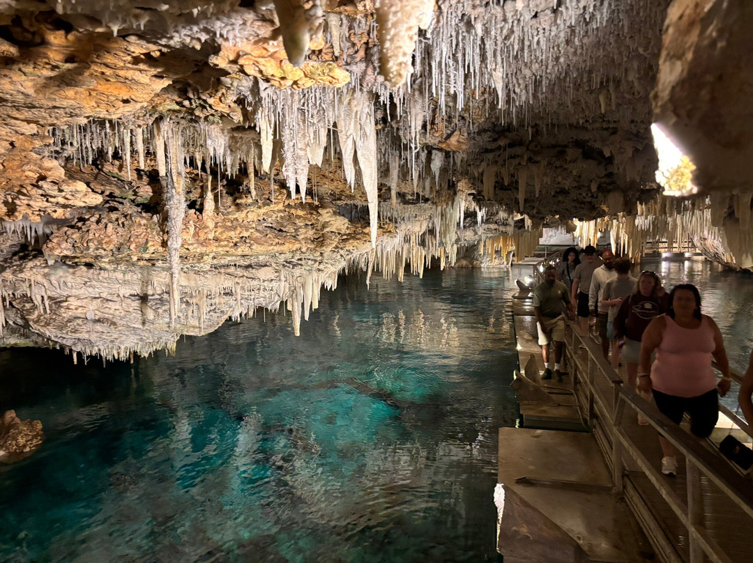 Crystal & Fantasy Caves-Hamilton Parish必去景点