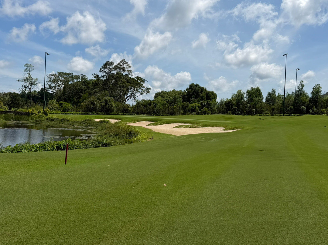 Eschuri Vung Bau Golf-Cua Can必去景点