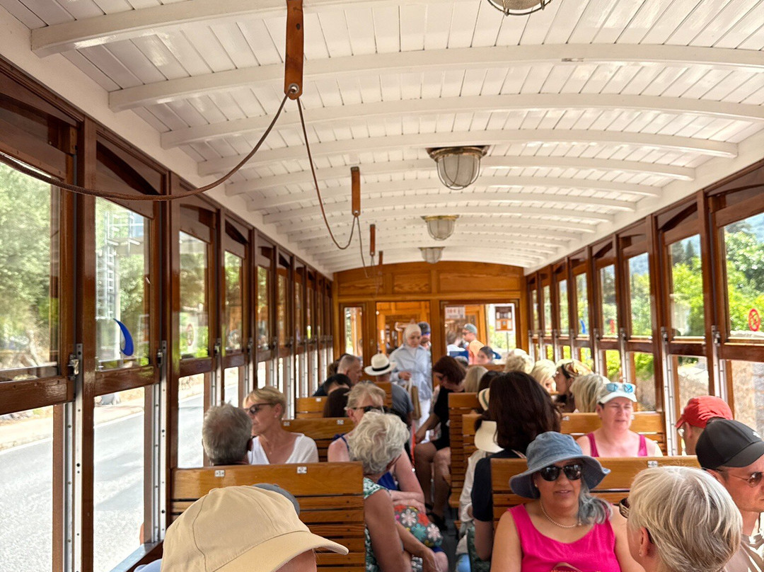 Tram de Sóller-索列尔港必去景点