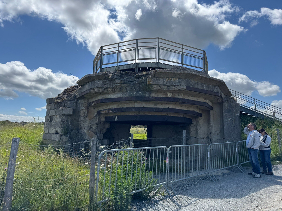 Pointe du Hoc-Cricqueville-en-Bessin必去景点