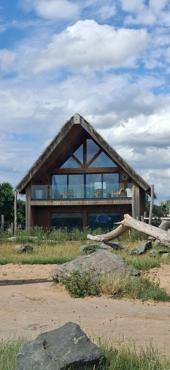 Safari Lodges At West Midlands Safari Park-旅行者
