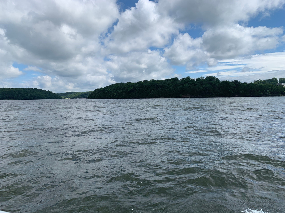 Celebration Cruises-Lake Ozark必去景点