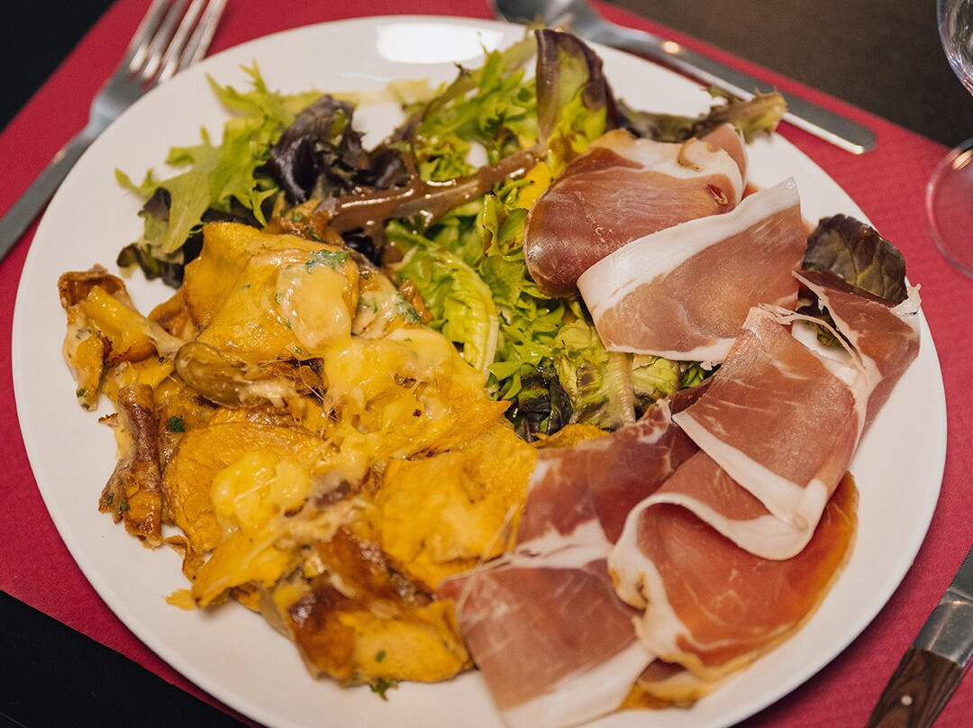 Cebazat餐馆和美食-La Maison Jaune