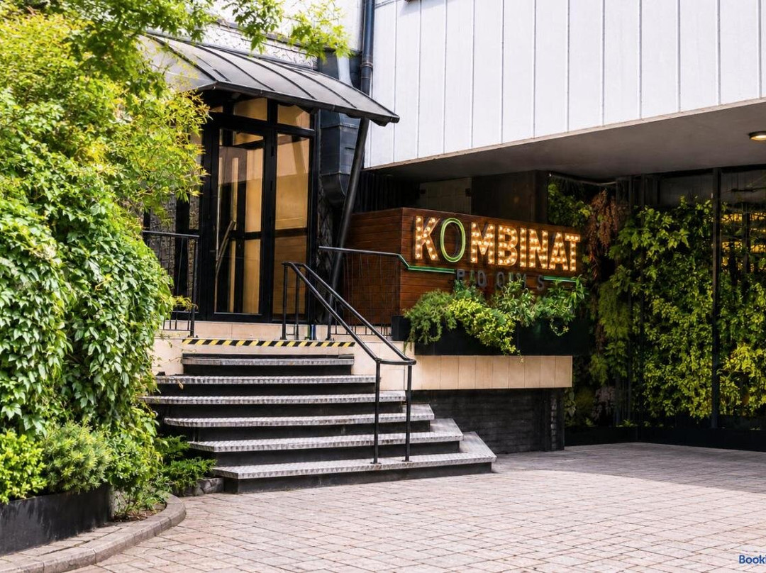 Petrovaradin酒店住宿-Kombinat Rooms City Center