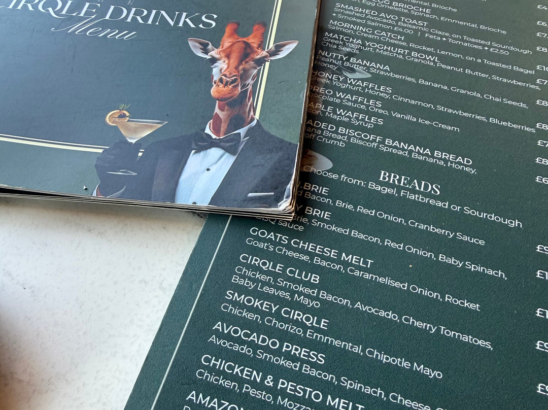 Cirqle Cafe & Bar