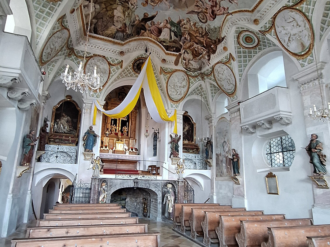 Heilig-kreuz-kirche-Bad Toelz必去景点