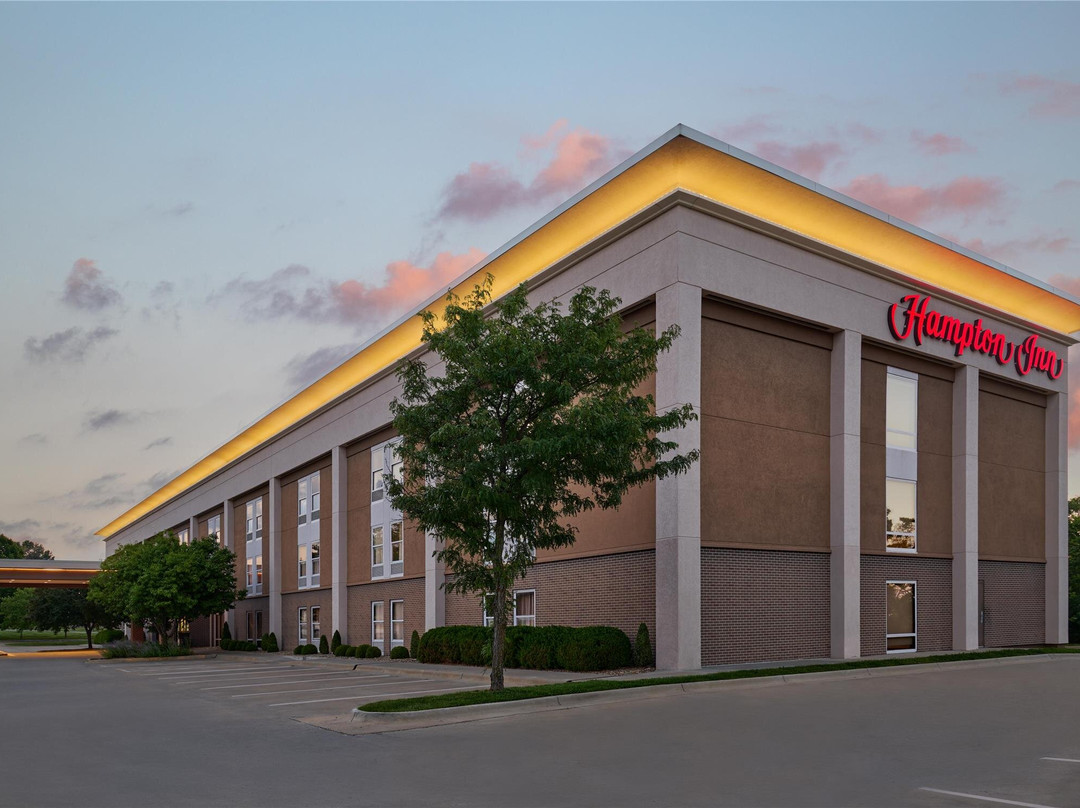 劳伦斯酒店住宿-Hampton Inn Lawrence