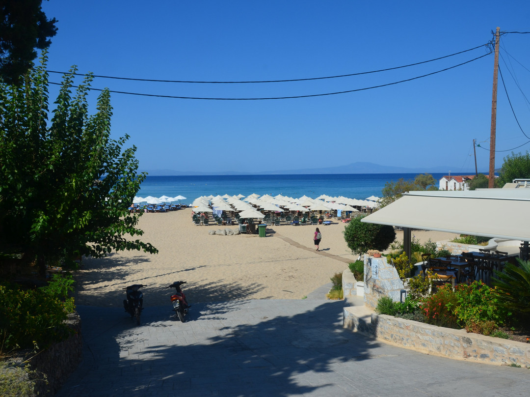 Kalogrias Beach-Stoupa必去景点