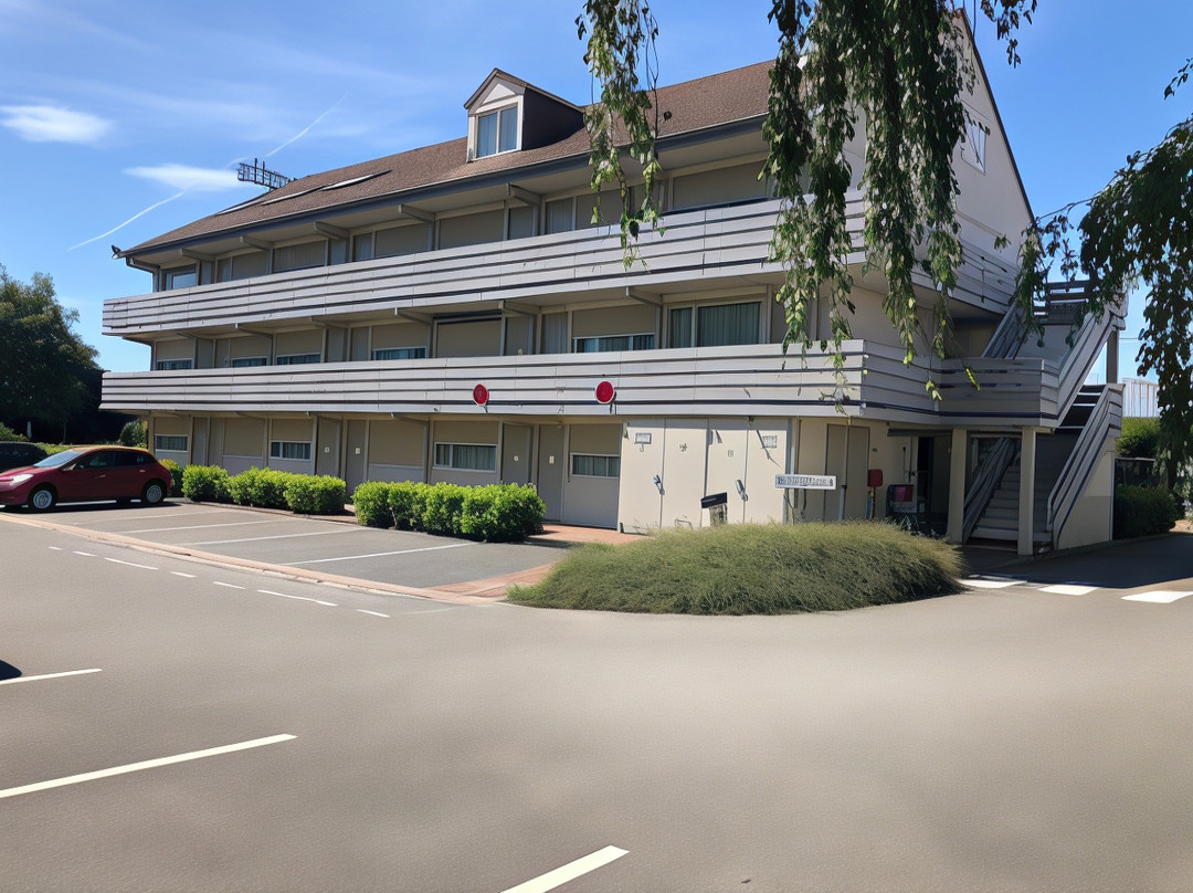 Montargis酒店住宿-钟楼蒙塔基阿米莉酒店