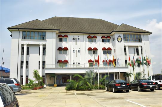 洛杉矶国王哈科特港邦酒店-官方