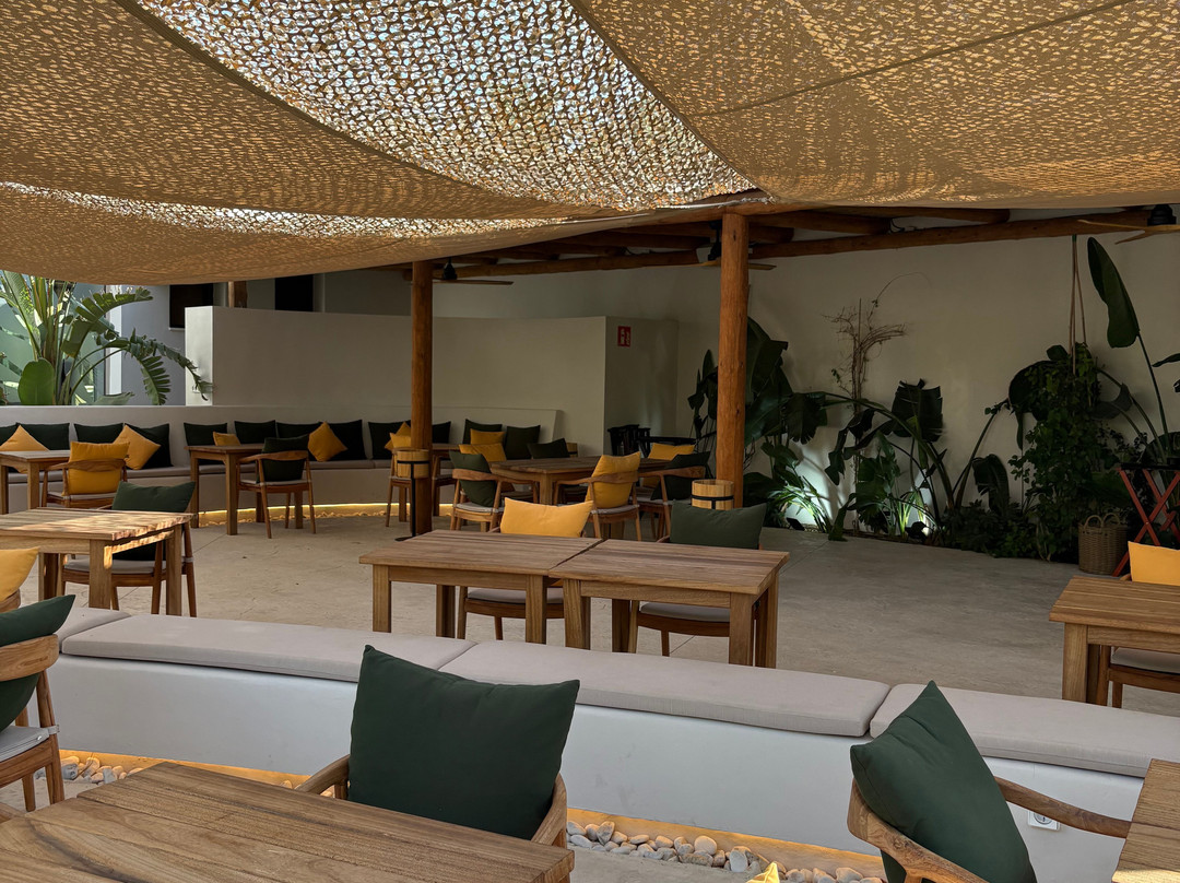 Xhaman Beach Club