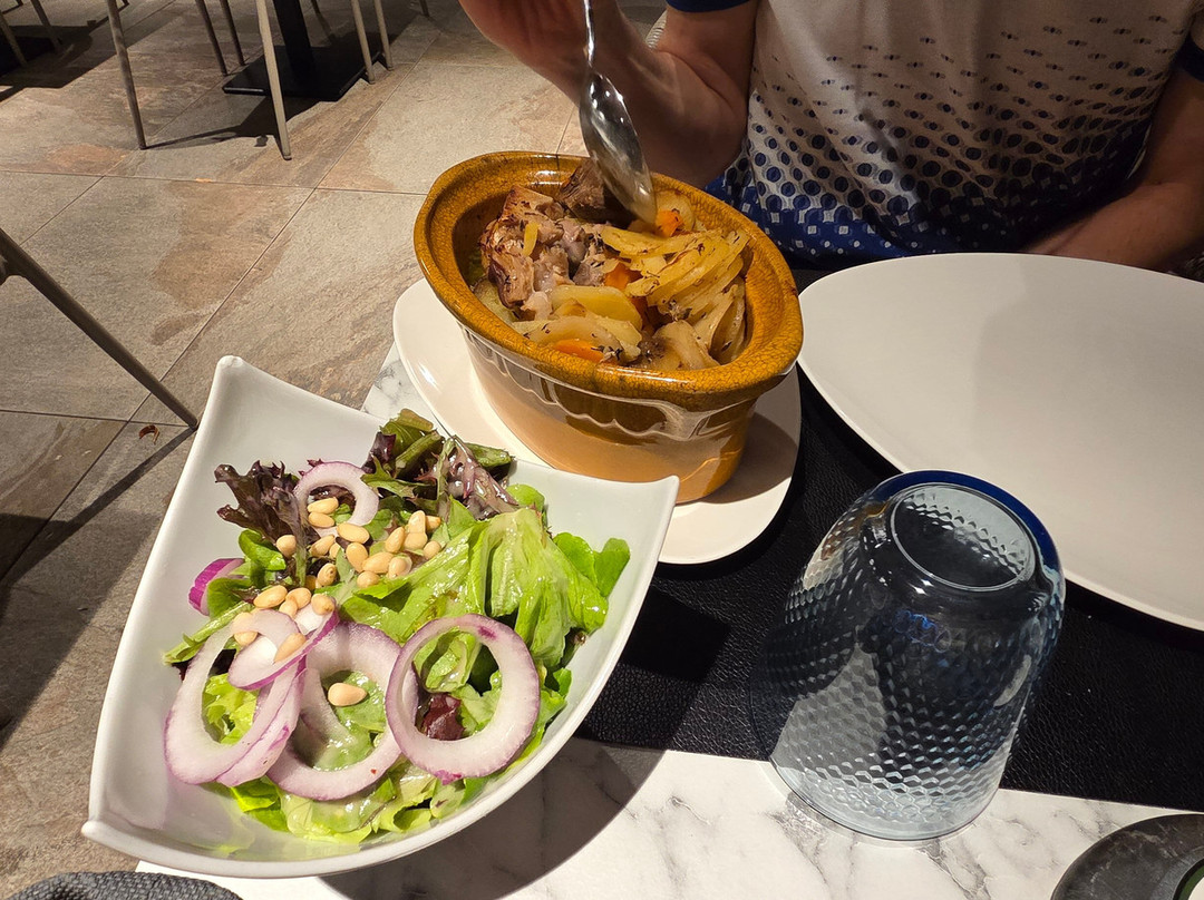 科尔马东英式酒店及水疗主图