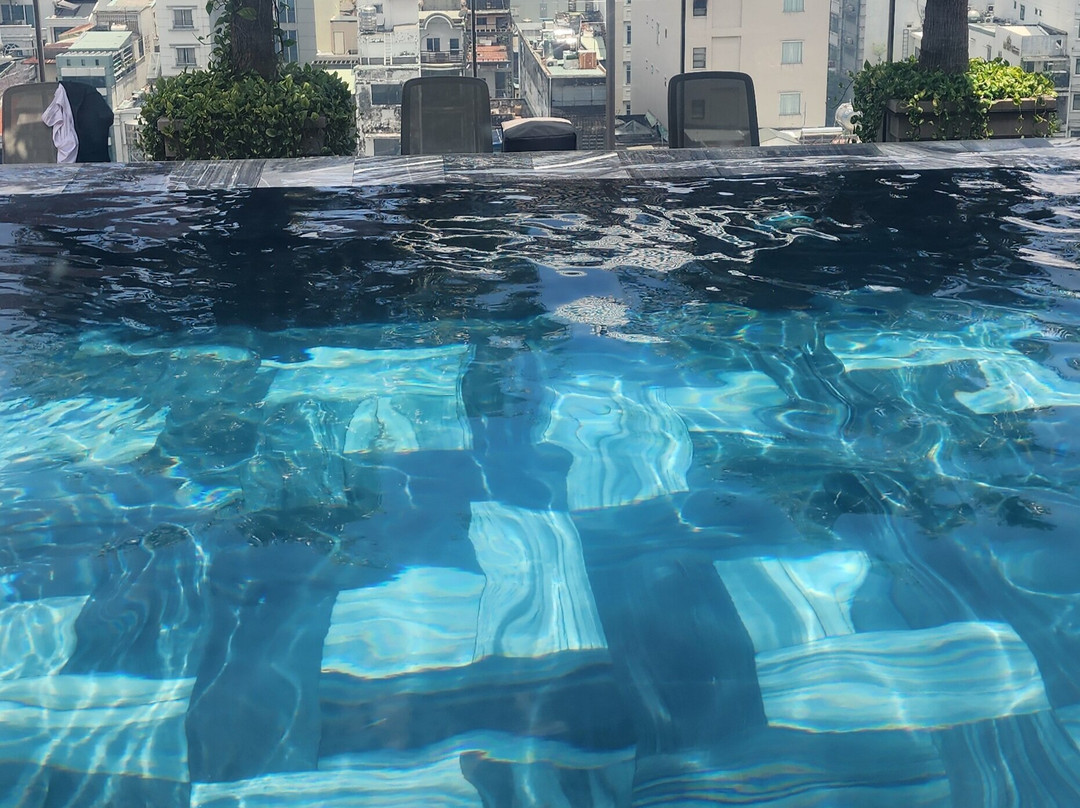西贡拉希斯塔尊贵酒店主图