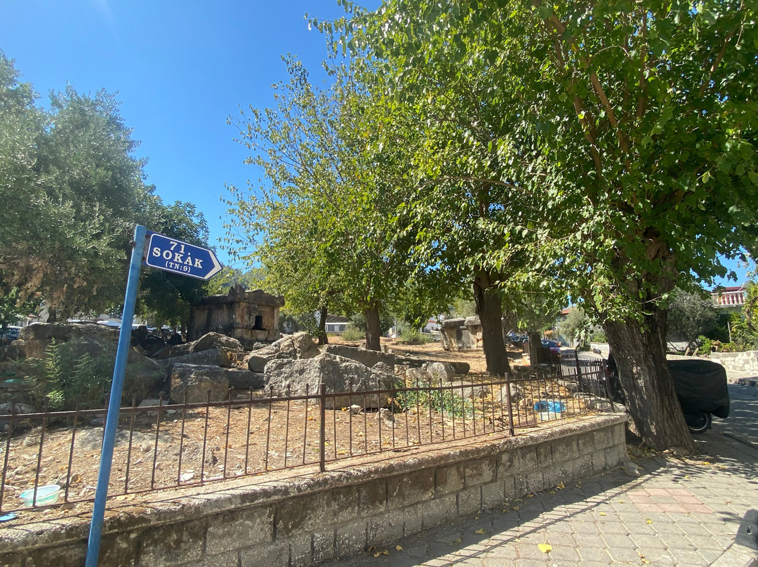 Ancient Rock Tombes-费特希耶必去景点